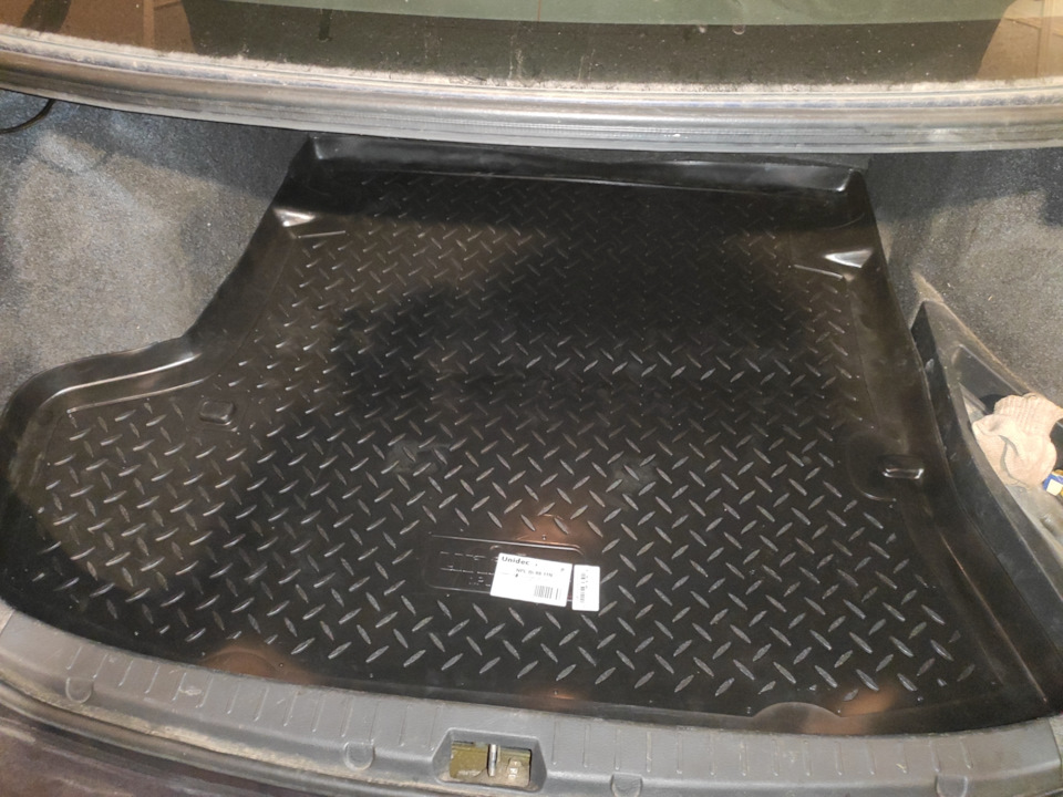 Коврик в багажник — Toyota Corolla (140/150), 1,6 л, 2007 года ...
