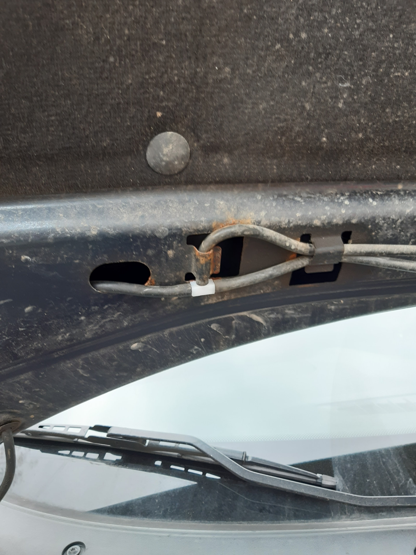 Заменил тройник стеклоомывателя — Lada Калина Хэтчбек (2G), 1,6 л, 2014 ...