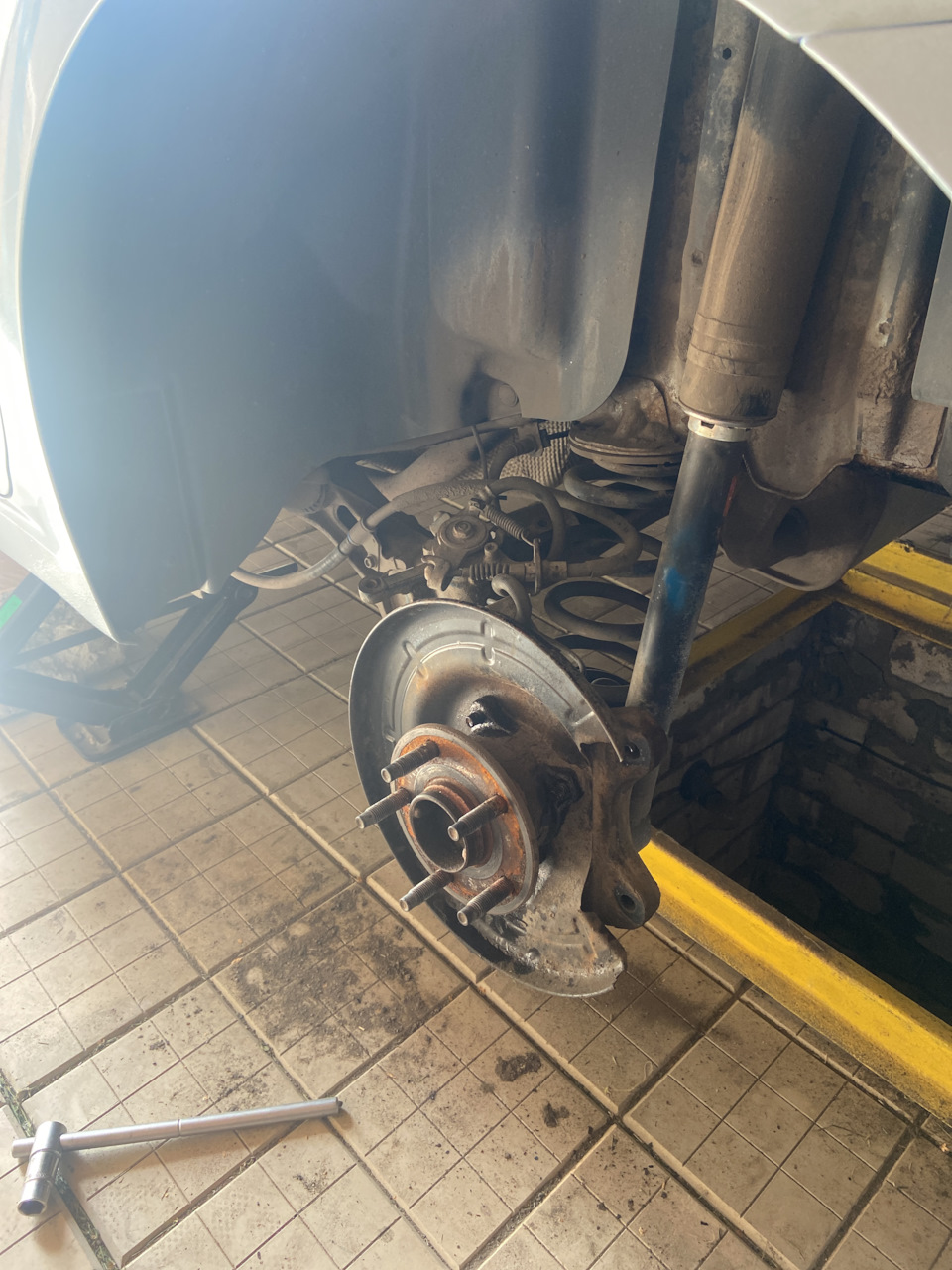 Гул заднего ступичного подшипника и бряканье тормозов на мелких ...