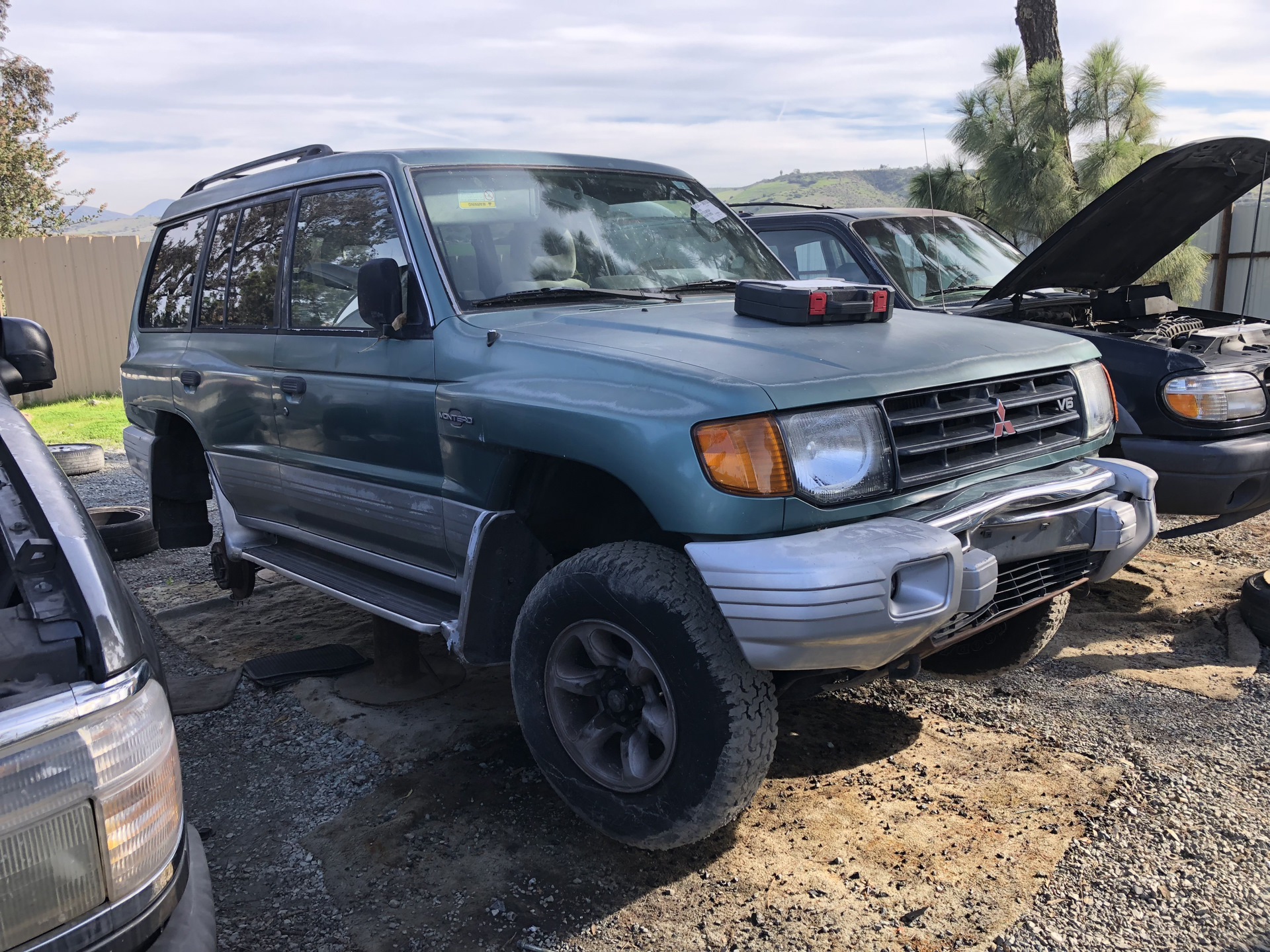 Junkyard по американски. — Mitsubishi Pajero (2G), 3,5 л, 1995 года |  другое | DRIVE2