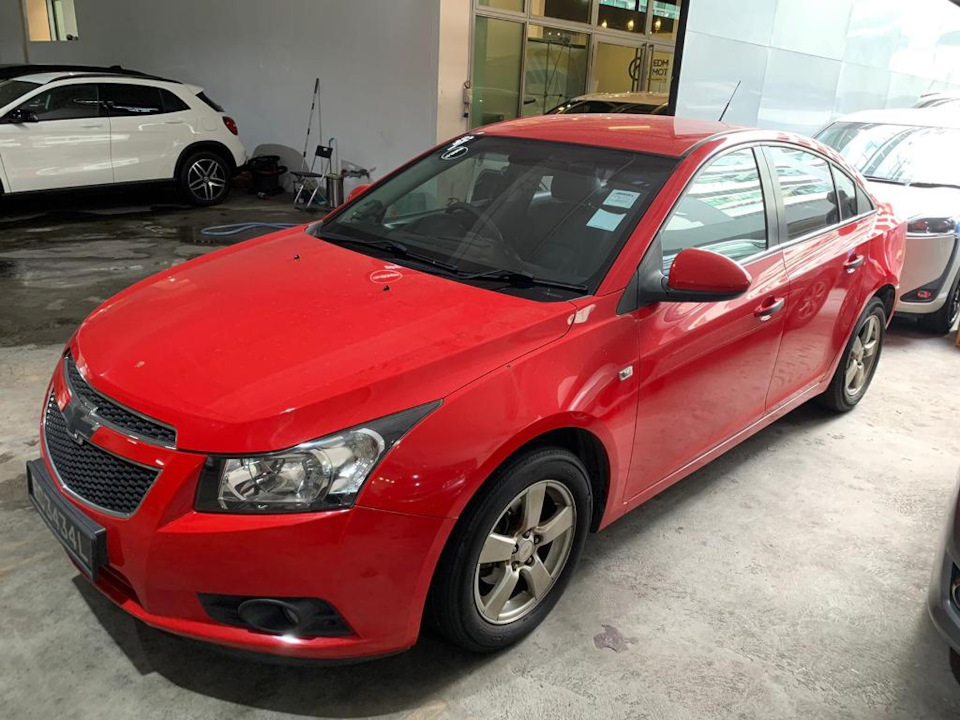 Авито круз. Chevrolet Cruze j300. Шевроле Круз 2010г. Шевроле Круз 2003. Шевроле Круз седан 1 поколение.