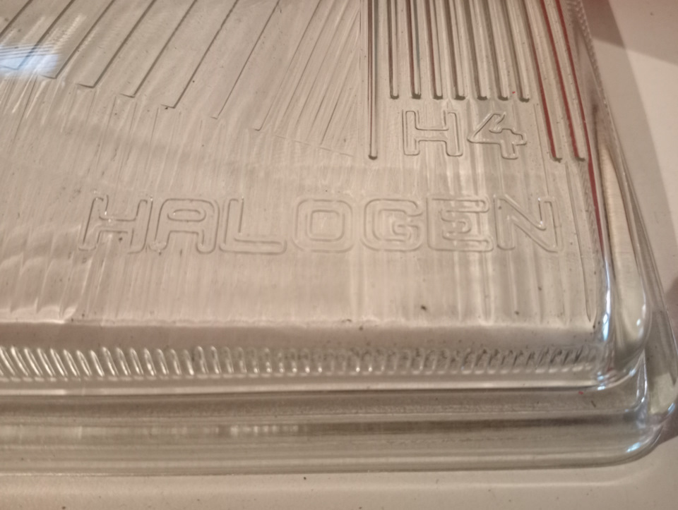 Стёкла фар 2108-09-099 на Lada 2108, Lada 2109, Lada 21099, Lada 21088 ...