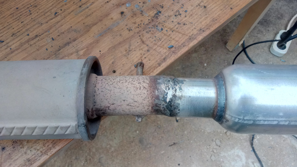 Резонатор или стронгер что лучше. MEQAAgOFj A 960. Резонатор или стронгер что лучше фото. Резонатор или стронгер что лучше-MEQAAgOFj A 960. картинка Резонатор или стронгер что лучше. картинка MEQAAgOFj A 960. Установка дополнительных элементов, способных оптимизировать работу выхлопной системы, стала достаточно популярной в последние годы. Такую модернизацию делают не только на отечественных автомобилях, но и на иномарках разных брендов. Часто можно встретить установку нового оборудования вместо катализатора (пламегаситель или стронгер), или же добавление гофры глушителя, для уменьшения колебательных процессов в системе выхлопа и т.д. Резонатор или стронгер что лучше. MEQAAgOFj A 960. Резонатор или стронгер что лучше фото. Резонатор или стронгер что лучше-MEQAAgOFj A 960. картинка Резонатор или стронгер что лучше. картинка MEQAAgOFj A 960. Установка дополнительных элементов, способных оптимизировать работу выхлопной системы, стала достаточно популярной в последние годы. Такую модернизацию делают не только на отечественных автомобилях, но и на иномарках разных брендов. Часто можно встретить установку нового оборудования вместо катализатора (пламегаситель или стронгер), или же добавление гофры глушителя, для уменьшения колебательных процессов в системе выхлопа и т.д.