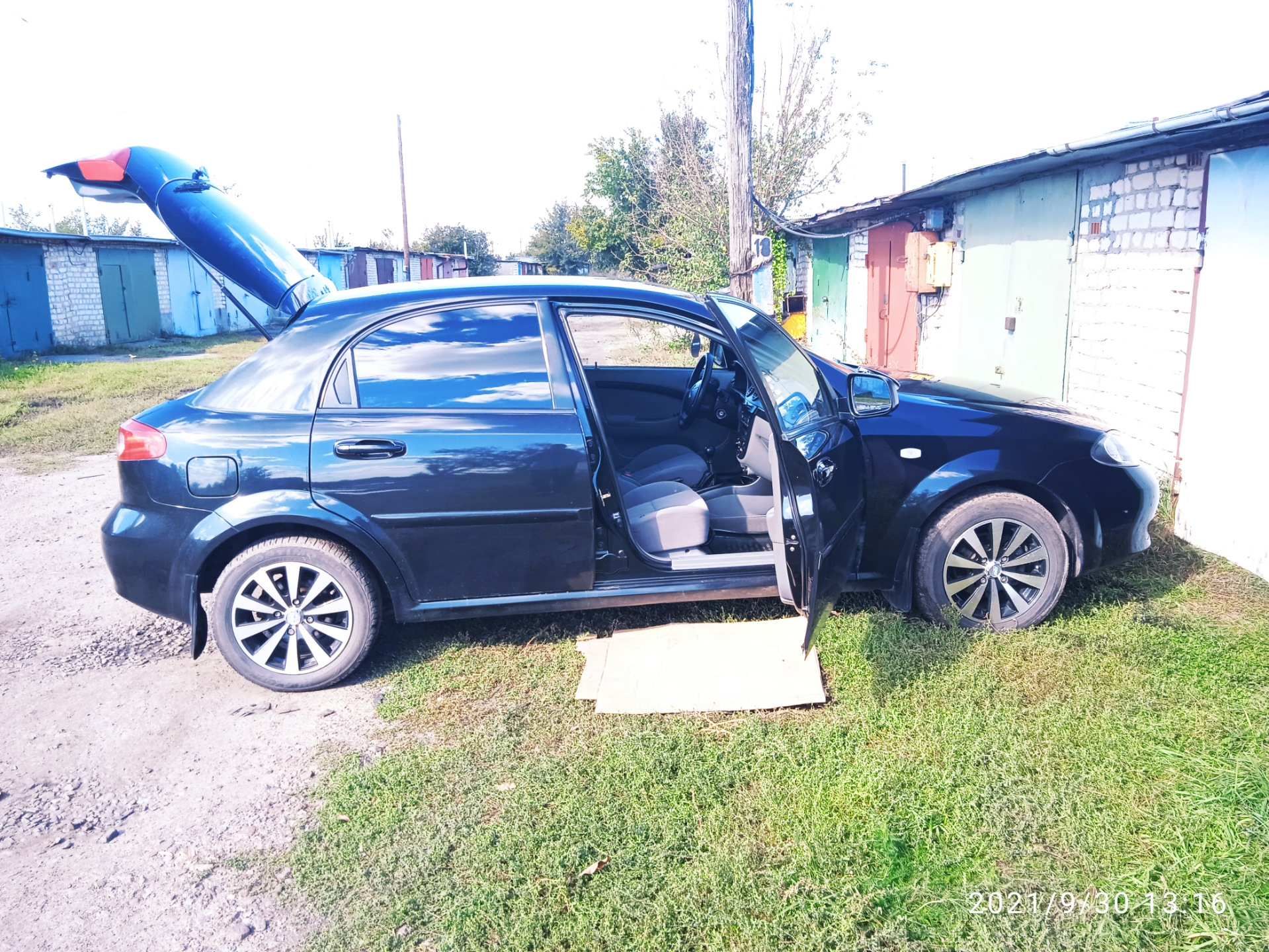 Замена салонного фильтра БЕЗ снятия бардачка — Chevrolet Lacetti 5D, 1 ...