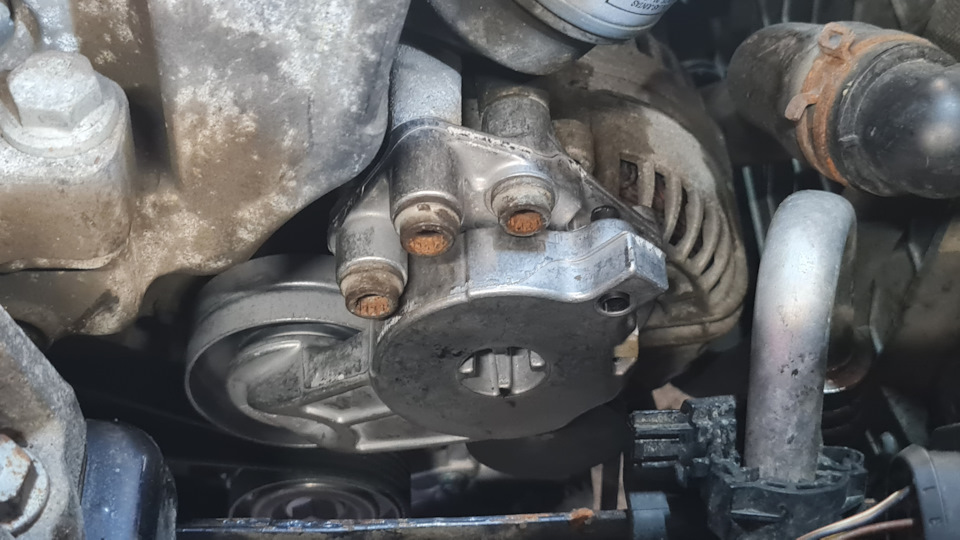 Скидывает ремень генератора. Решено — Volkswagen Tiguan (1G), 1,4 л ...