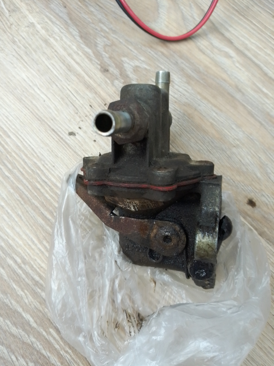 перемерз бензонасос (2022 г) — Lada 21218 Фора, 1,7 л, 1999 года ...