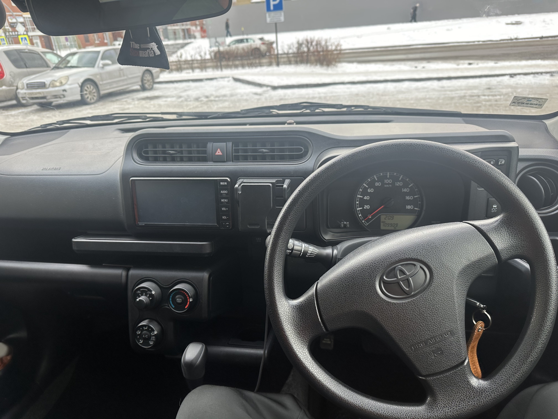 Понеслась) — Toyota Probox, 1,5 л, 2019 года | плановое ТО | DRIVE2