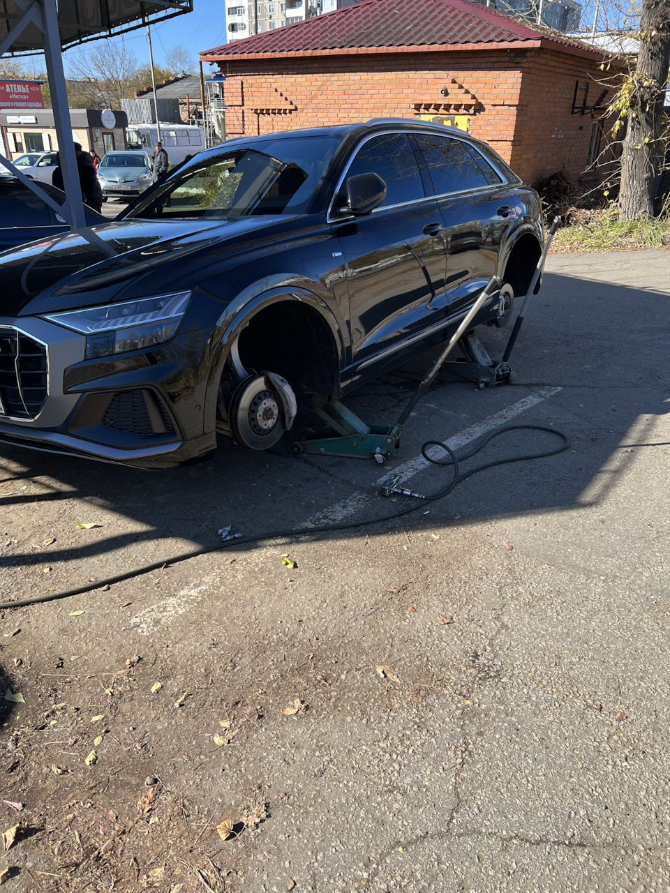 Фото в бортжурнале Audi Q8