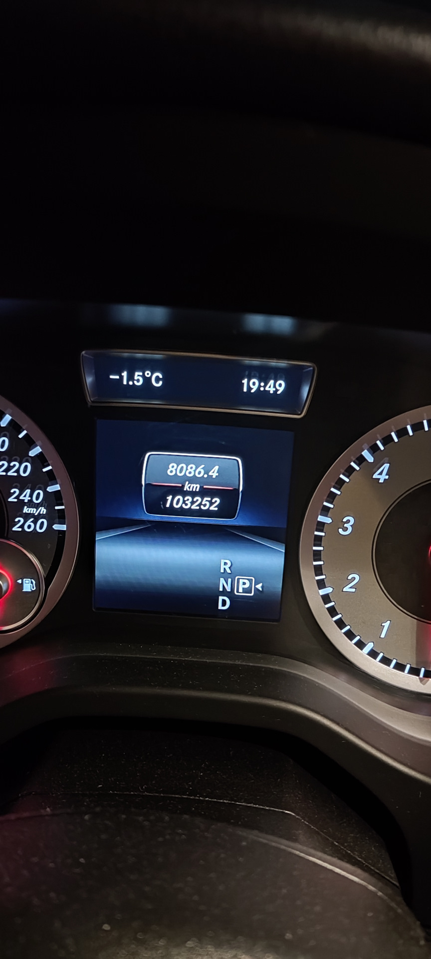 Замена абсорбера. — Mercedes-Benz A-Class (W176), 1,6 л, 2015 года ...