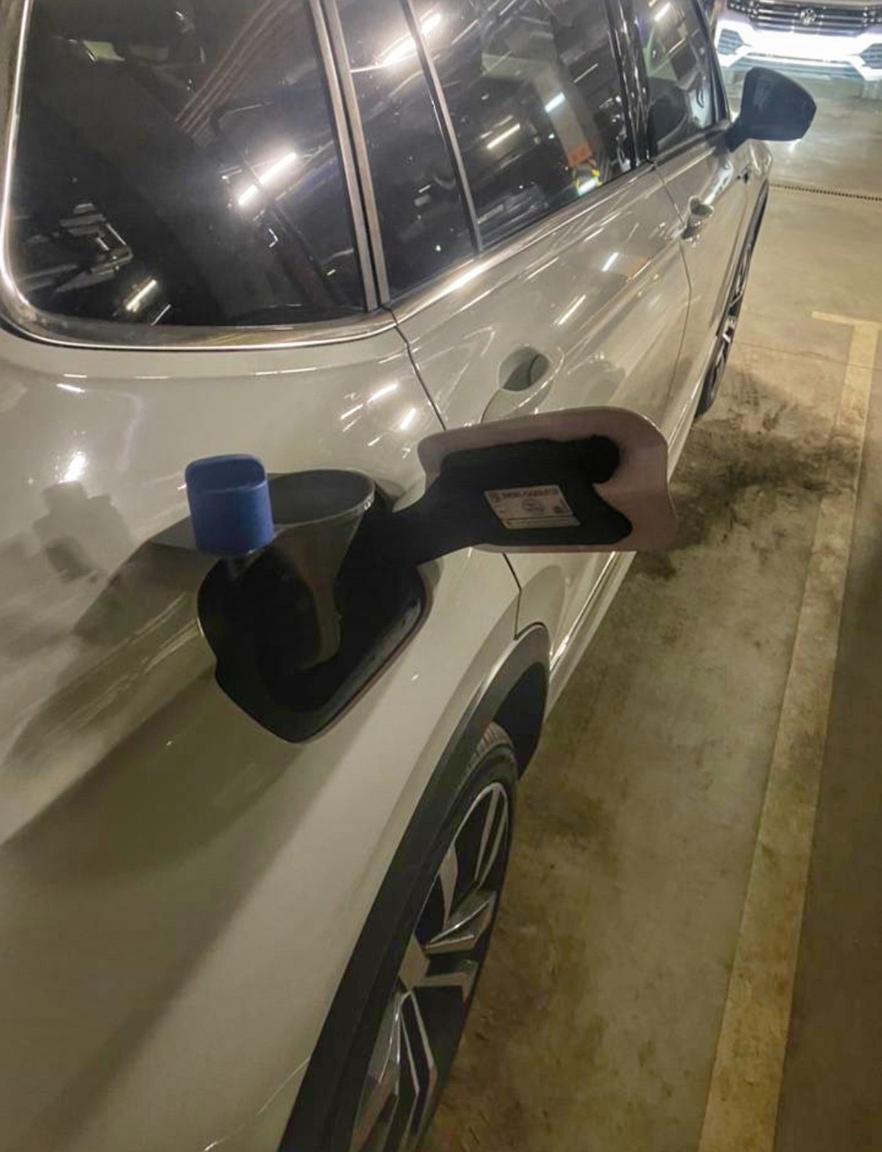 Воронка для AdBlue (Vag) TDI Евро 6 — Volkswagen Passat Alltrack (B8 ...