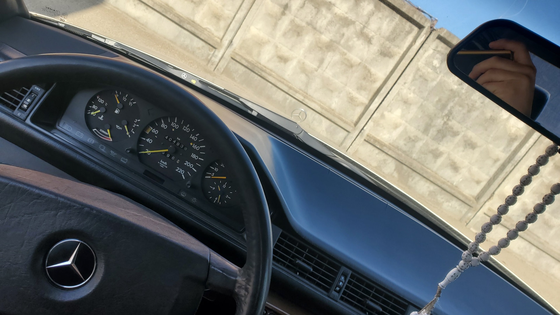 Оригинальный дворник и новая трапеция — Mercedes-Benz E-Class (W124), 2 ...