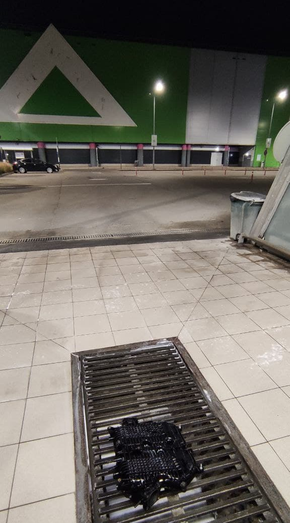 MGgd0evrkrNNha4EtP64NckUL7I 960 можно ли сальник сажать на герметик