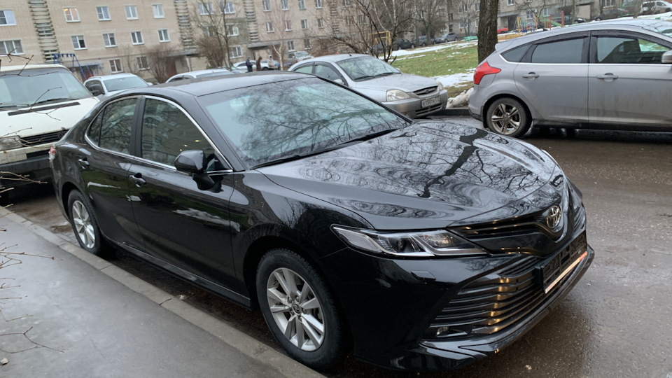 Toyota Camry Black plane