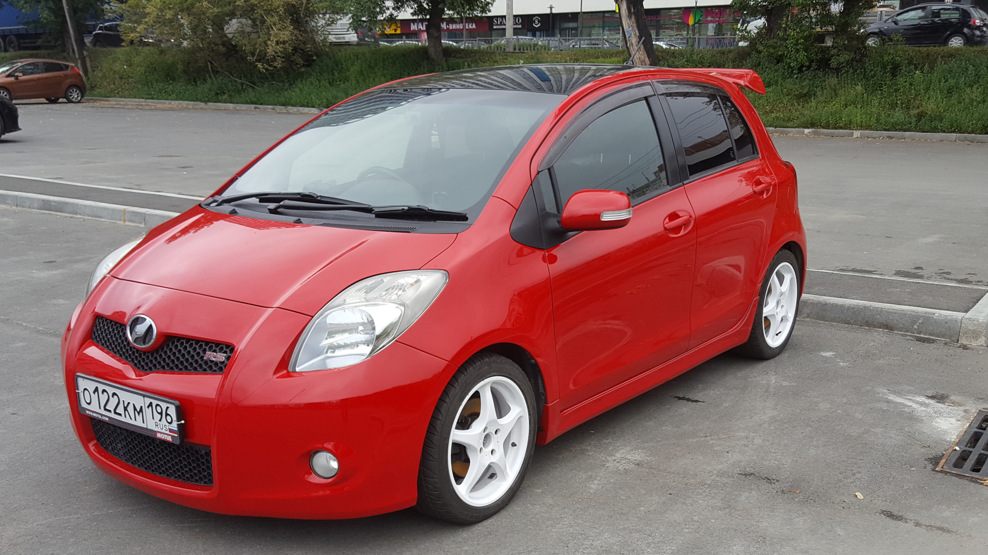 Toyota vitz gta 5 фото 110