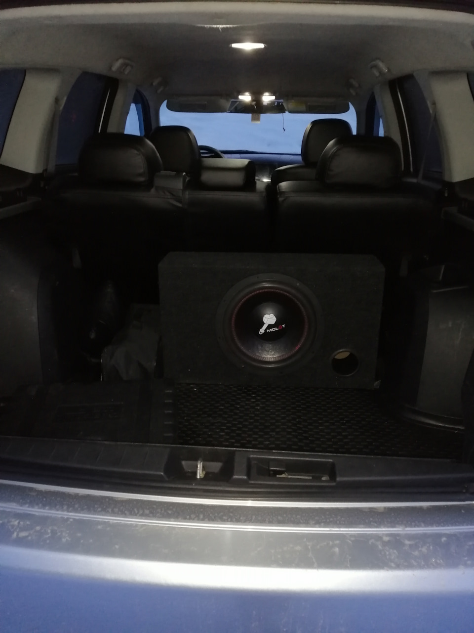 Подключение Саба — Mitsubishi Outlander XL, 3 л, 2008 года | автозвук ...