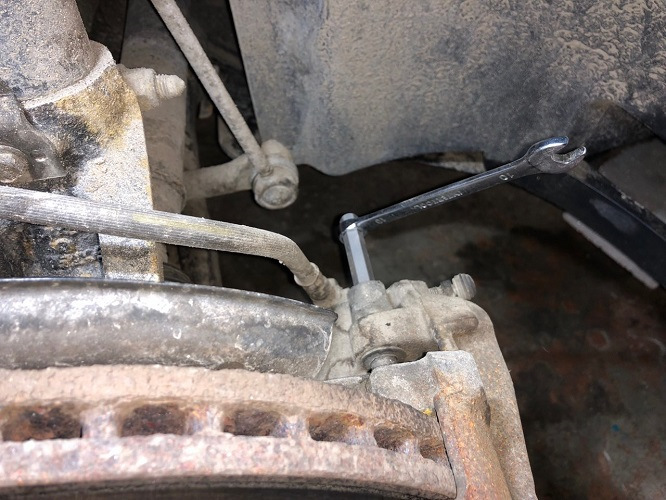 Замена колодок передние задние (механический ручник) — Volkswagen ...