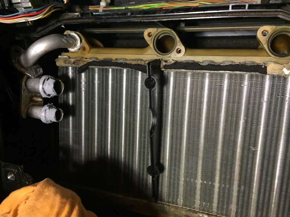 Потеет лобовое — BMW 7 series (E32), 4 л, 1993 года | своими руками ...