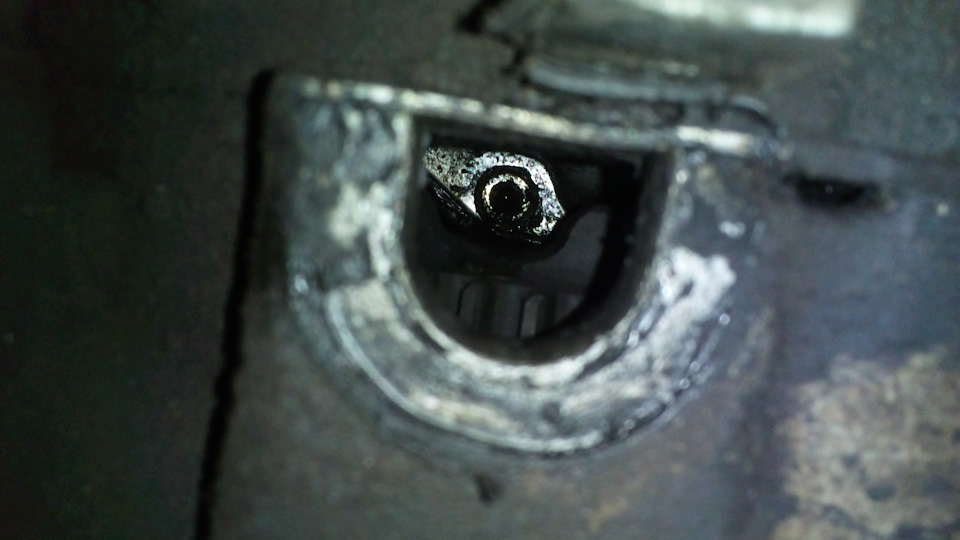 Photo from the logbook Mazda 626 IV (GE)
