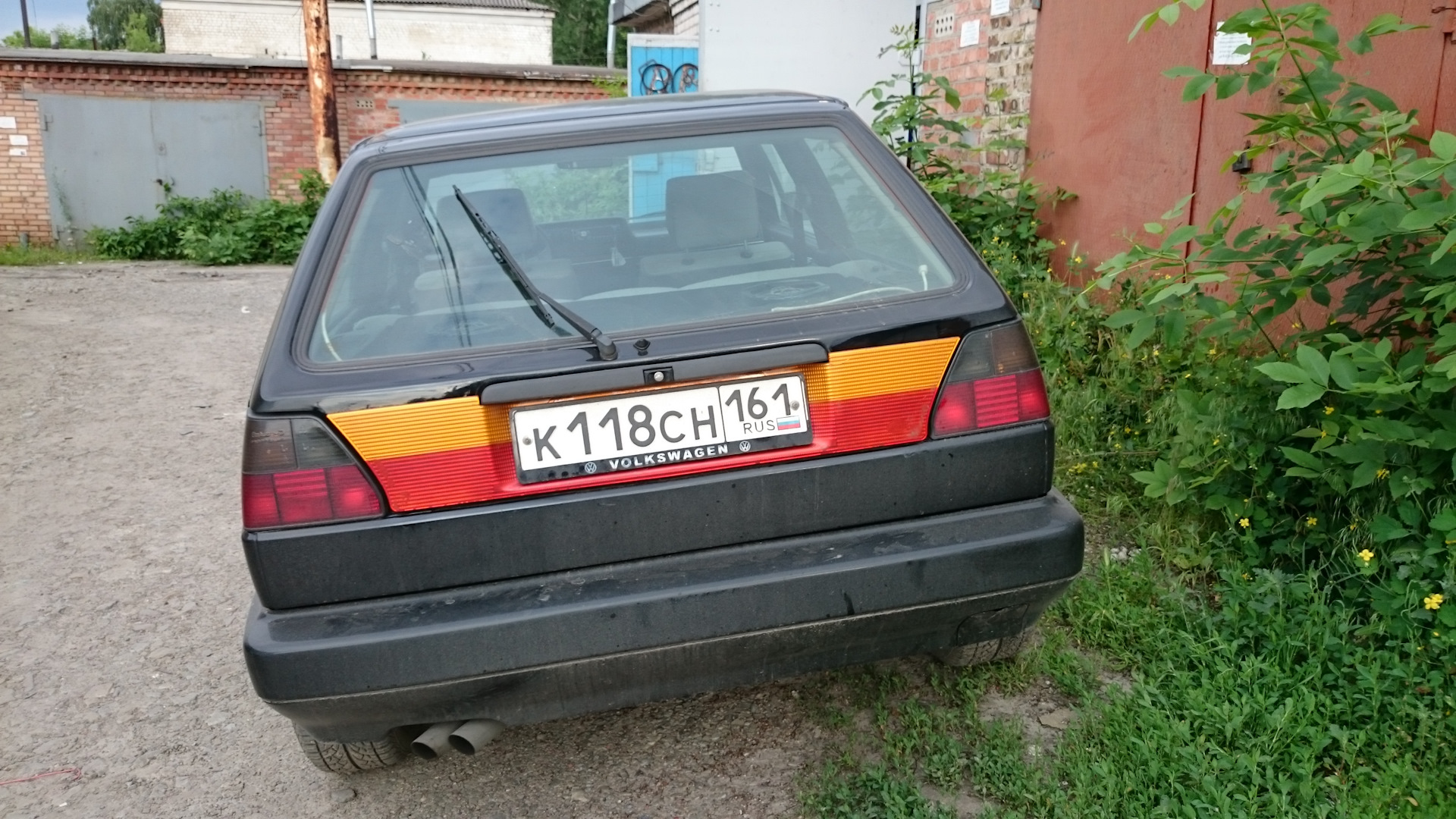 Бленда Hella в крышку багажника — Volkswagen Golf Mk2, 1,8 л, 1987 года |  стайлинг | DRIVE2