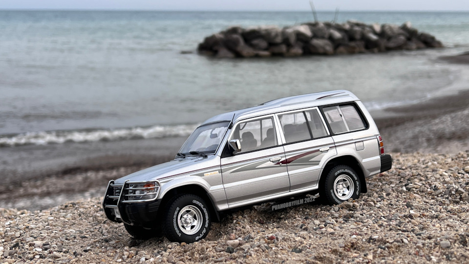 Mitsubishi Pajero V31, 1991 (1/18 Sunyork & Modelclub)* — DRIVE2