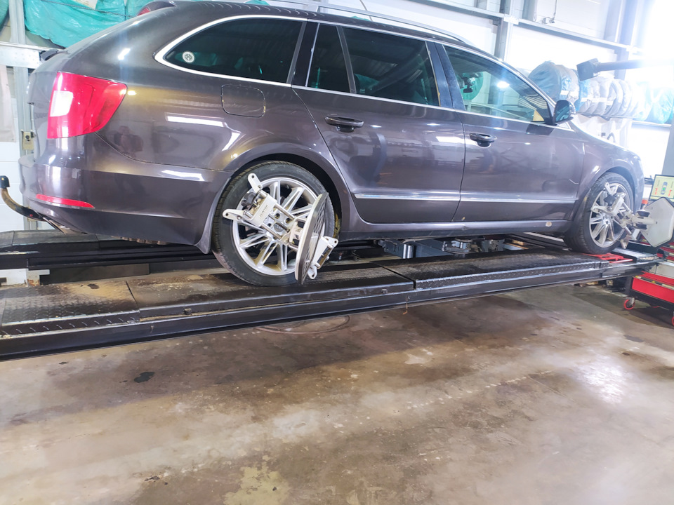Ремонт задней подвески, замена левого наружного шруса. — Skoda Superb ...
