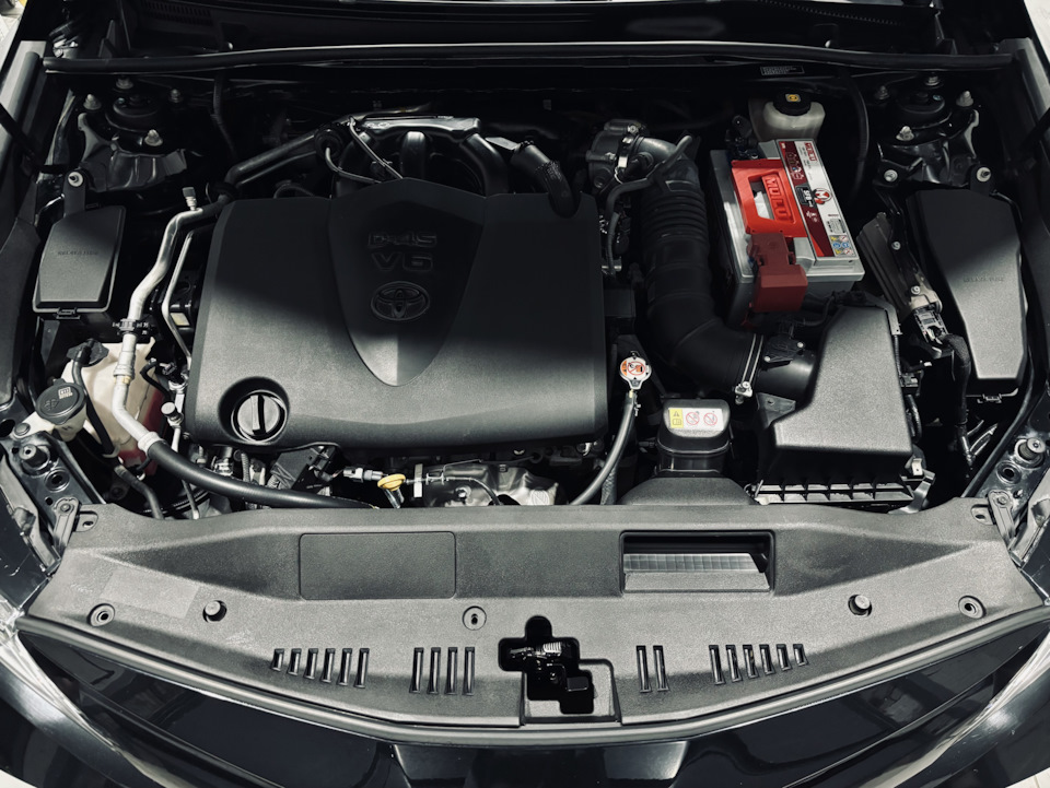 Фото в бортжурнале Toyota Camry (XV70)