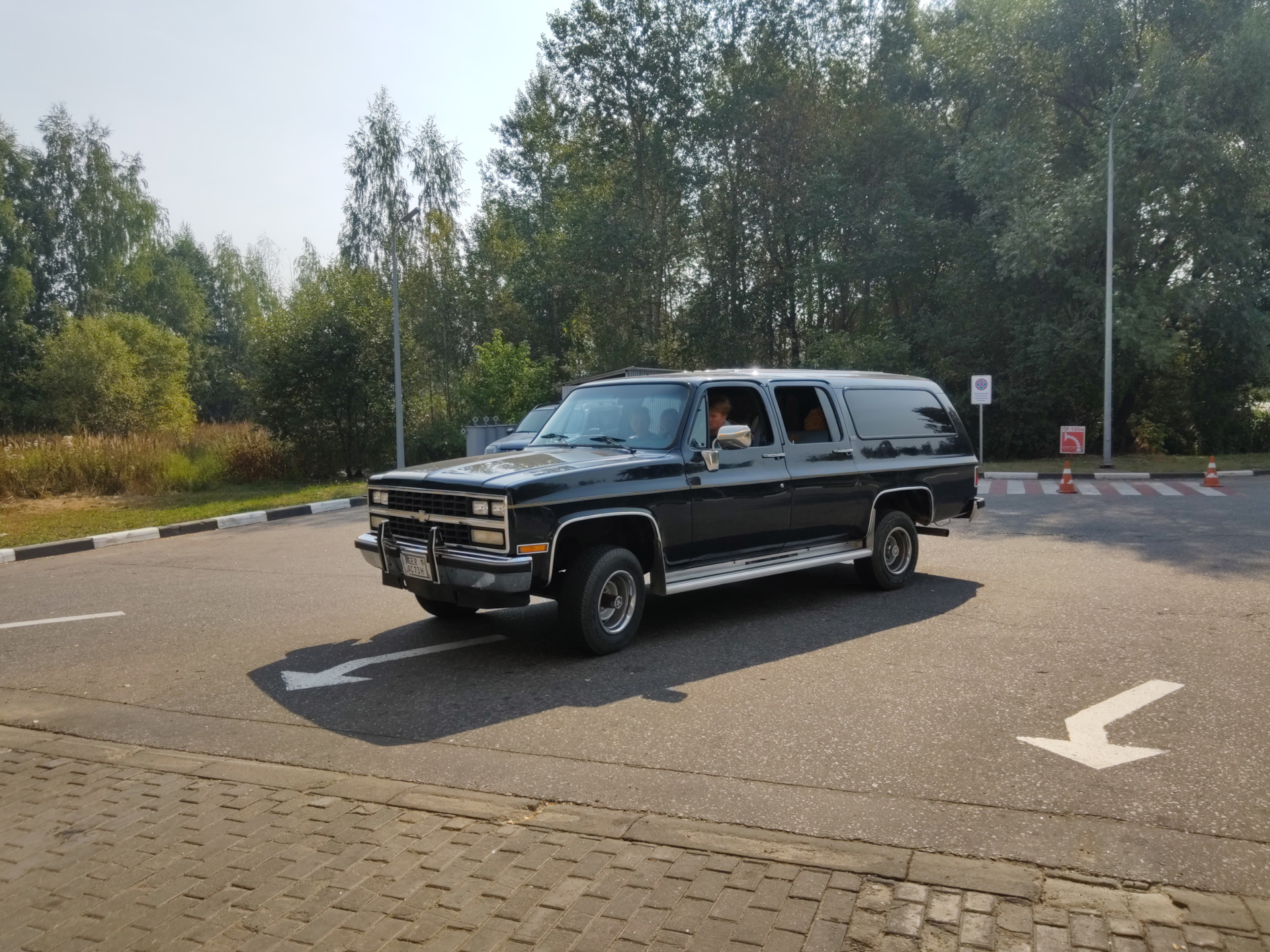 Chevrolet Suburban gmt400