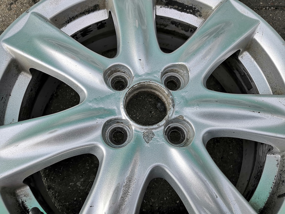 Тойота королла разболтовка колес r16. Тойота королла 205/60 r16. Диски toyota corolla r16. Сверловка дисков королла. Сверловка аква колес тойота.