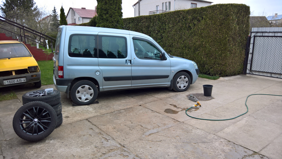 Переход на летние колеса и Берлинго трудится на даче — Citroen Berlingo ...