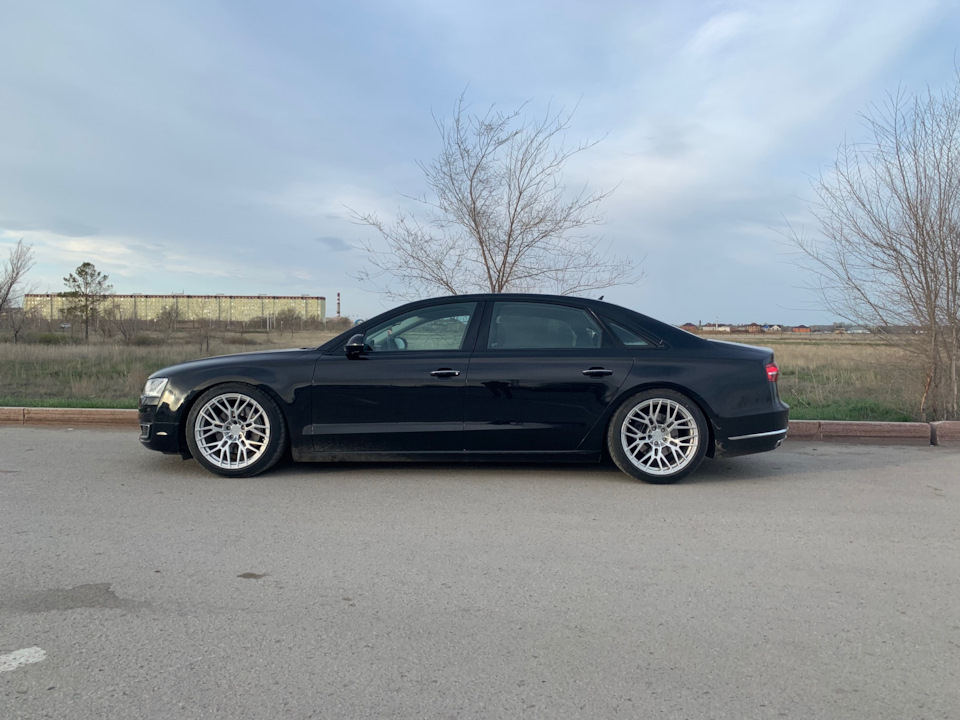 Фото в бортжурнале Audi A8 (D4)