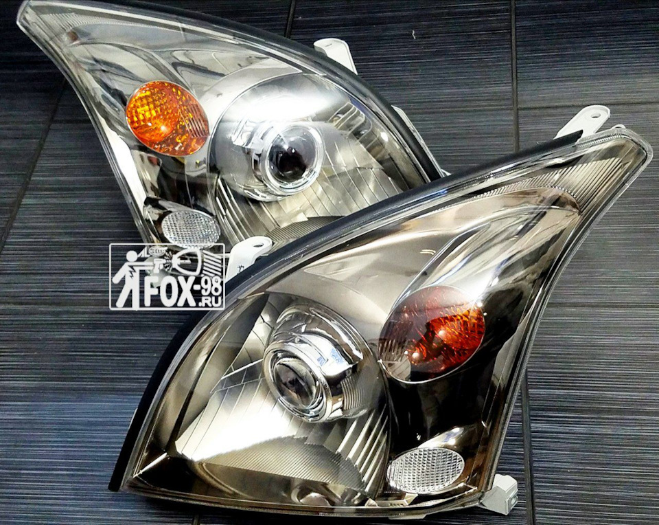 Фары оригинал с линзами би-LED Koito на Prado 120 на Toyota Land ...