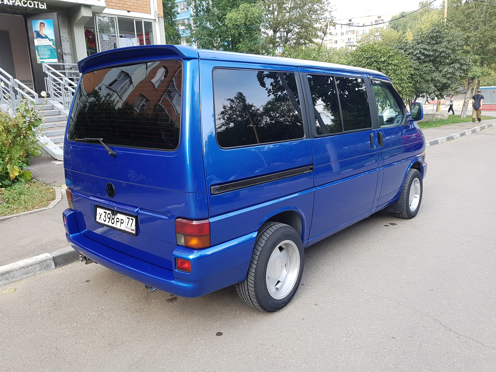 Работа на т 4. VW t4 Eurovan. Фольксваген т4 Еврован. VW t4 vr6. VW t4 Borbet a.