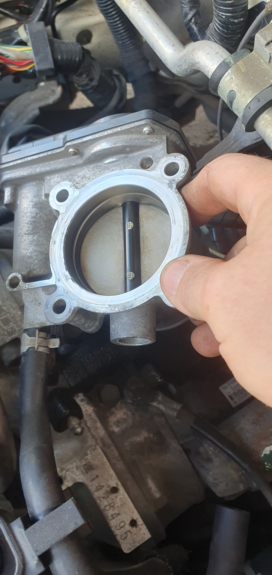 Чистка дросселя без полного снятия — Subaru Forester (SJ), 2 л, 2014 ...