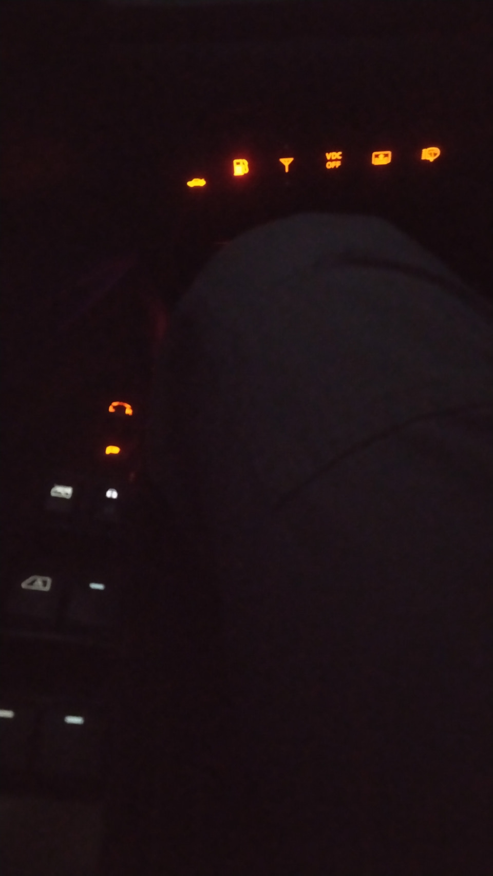 Кнопка бензобака с подсветкой — Nissan Teana (J32), 2,5 л, 2011 года ...