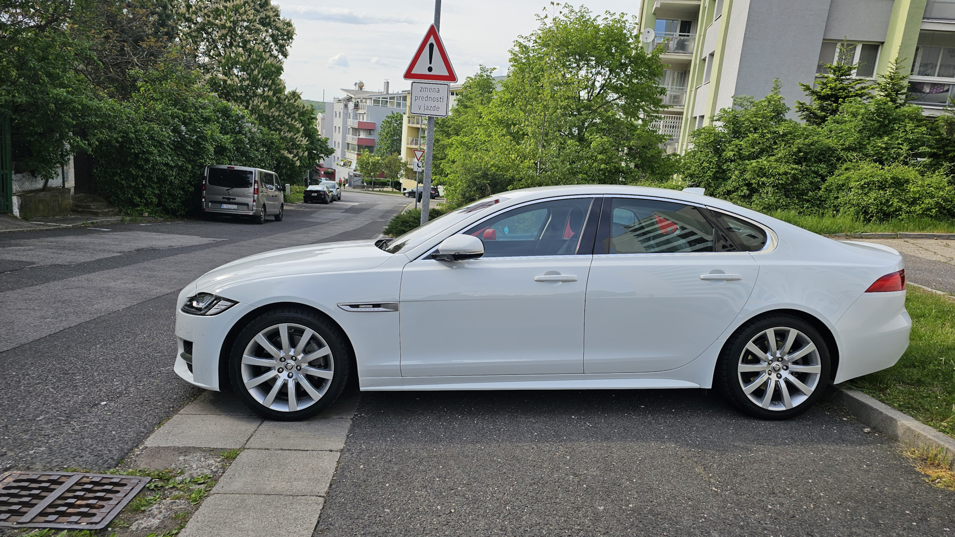 Jaguar XF (2G) 3.0 дизельный 2016 Snow Jag 3.0d 300hp RWD на DRIVE2
