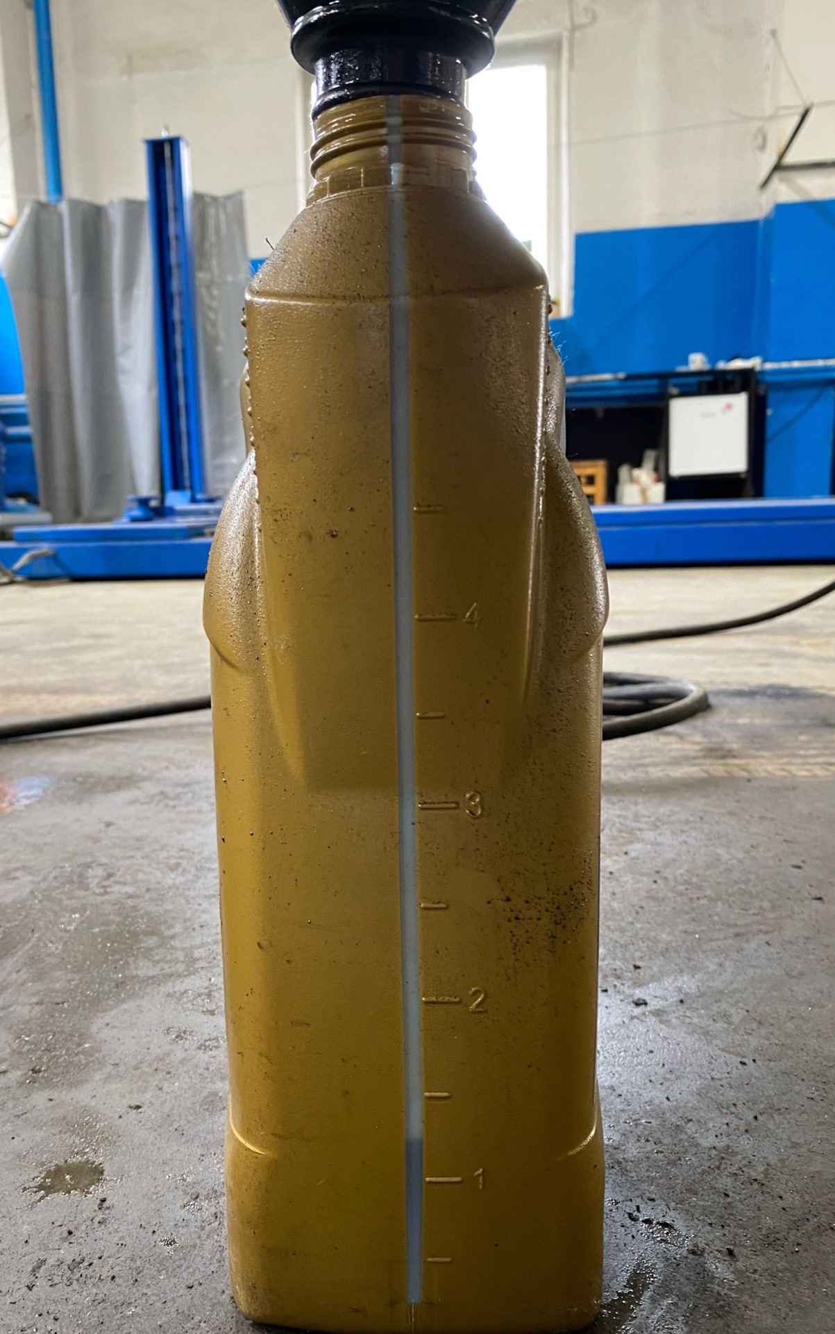 Замена масла в механической части DSG-7 (dq200). Недолив с завода ...