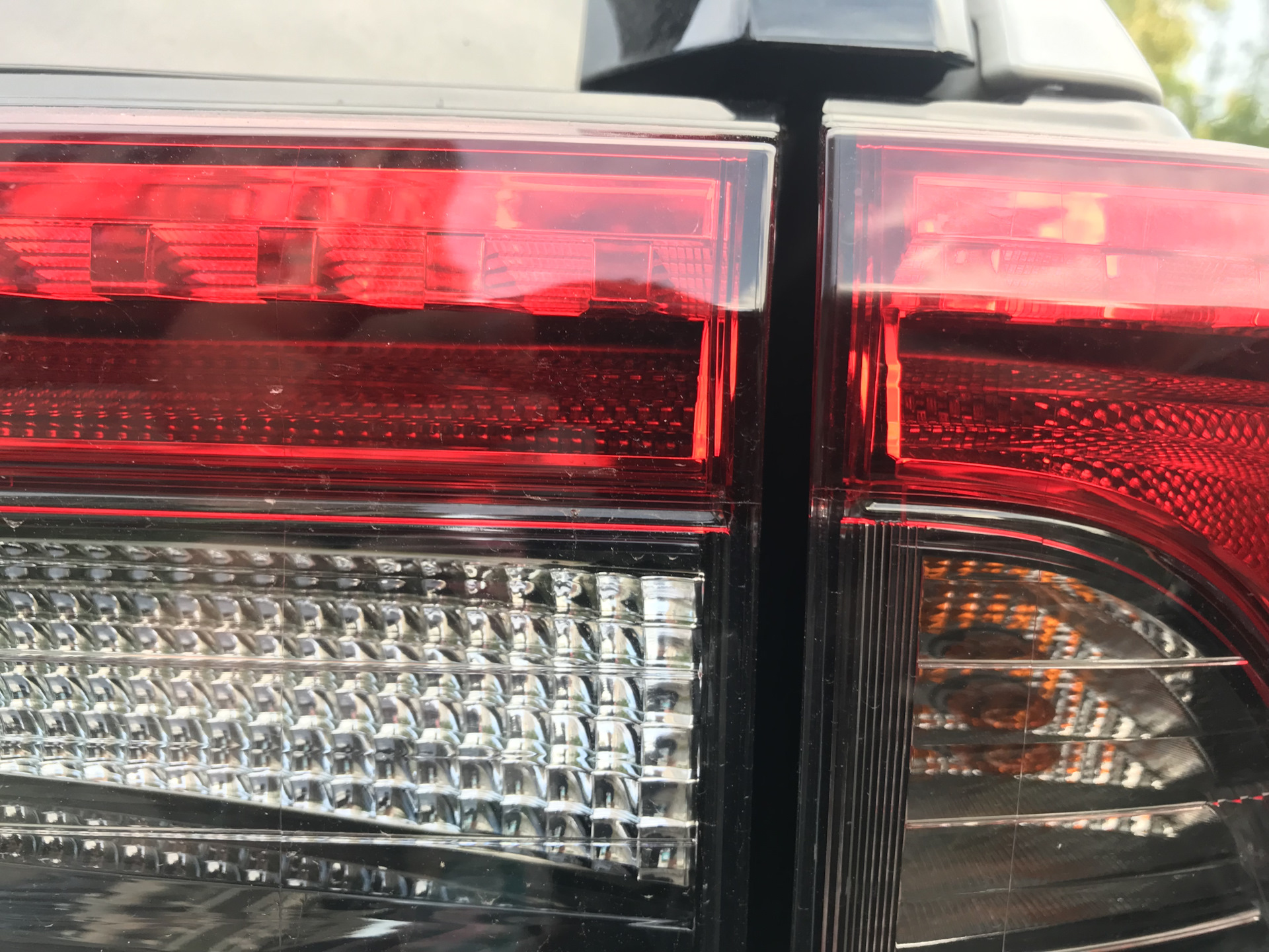 Как отрегулировать крышку багажника RAV4 2019? — Toyota RAV4 (5G), 2,5 ...