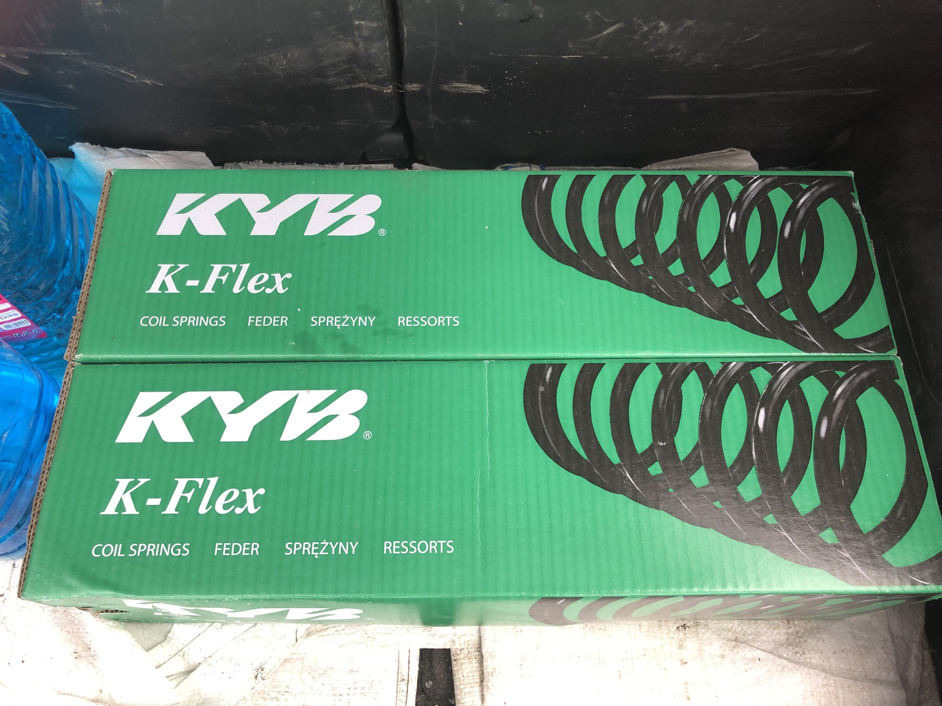 Замена передних пружин — Toyota Yaris (p2), 1,3 л, 2007 года | визит на ...