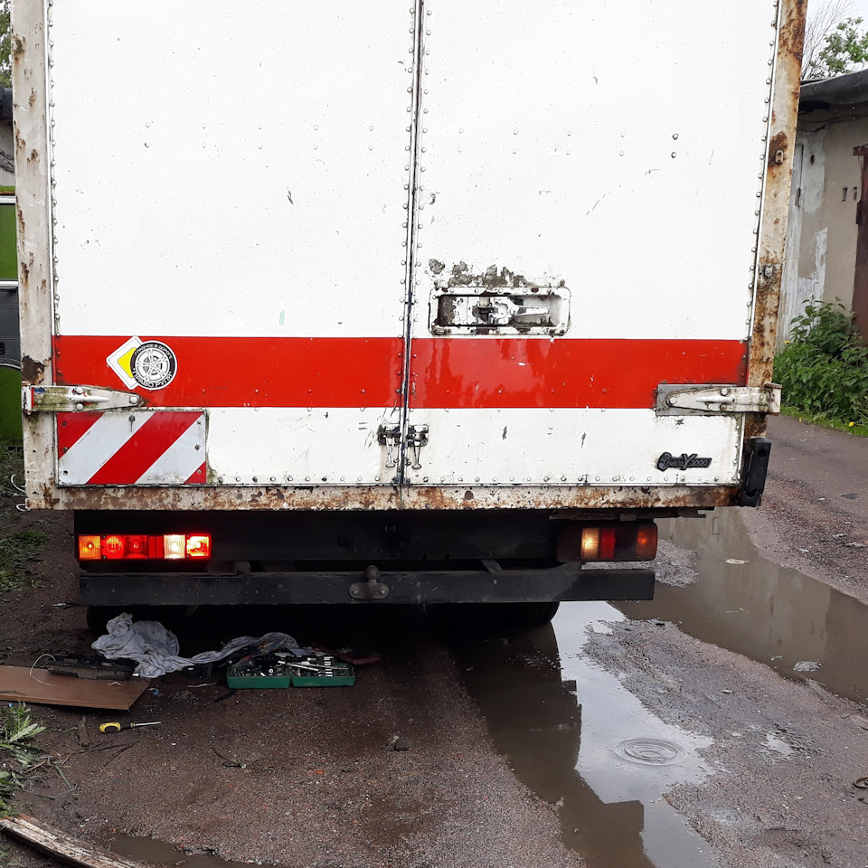 Замена штатных задних фонарей на фонари ГАЗель — Volkswagen LT (1G), 2 ...