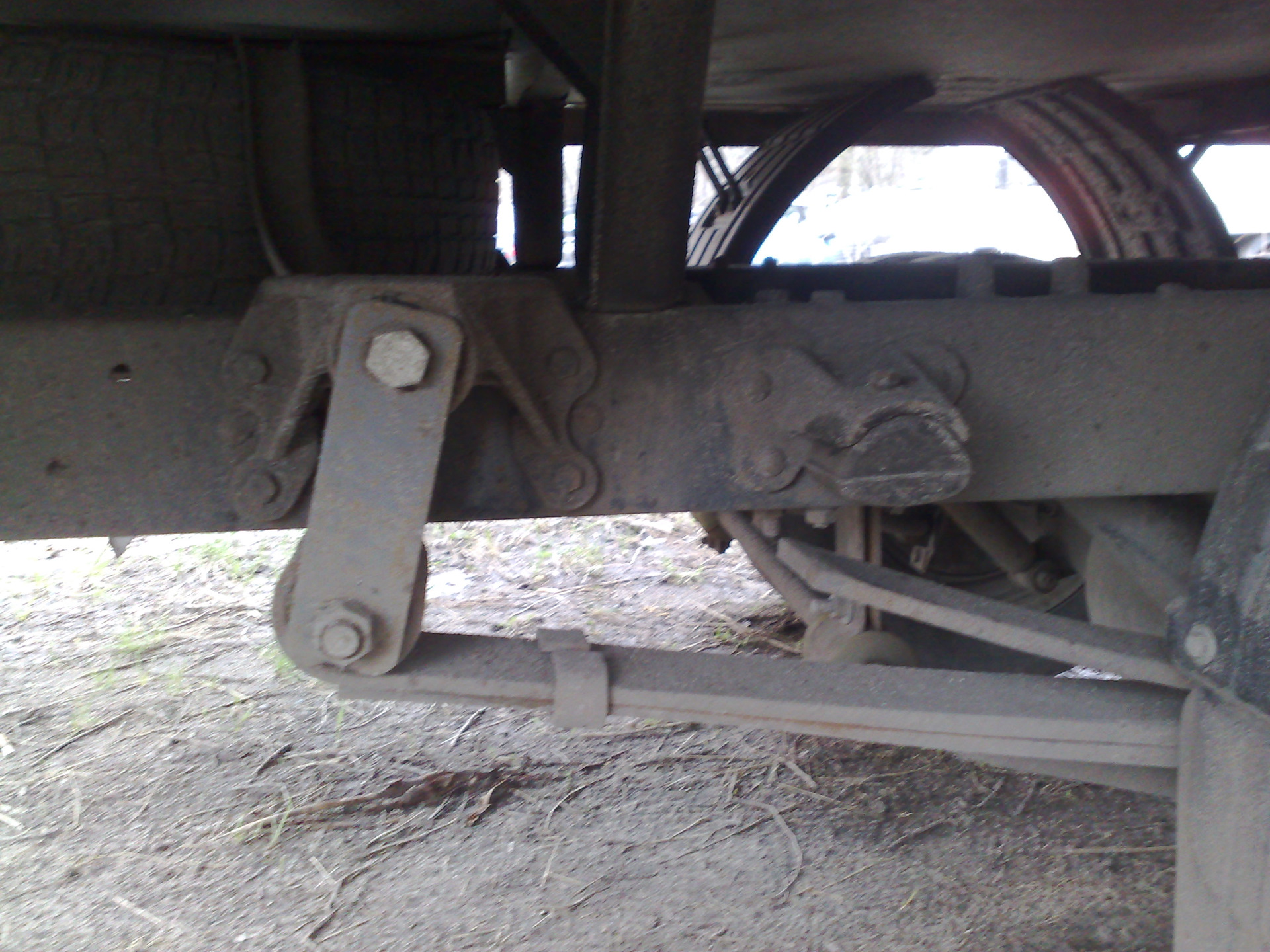 Задние рессоры газ 53 драйв 2. Просела газель. Рессора лопнула рессора газель. Просели рессоры на газели. Рессора соболь 4х4 задняя.