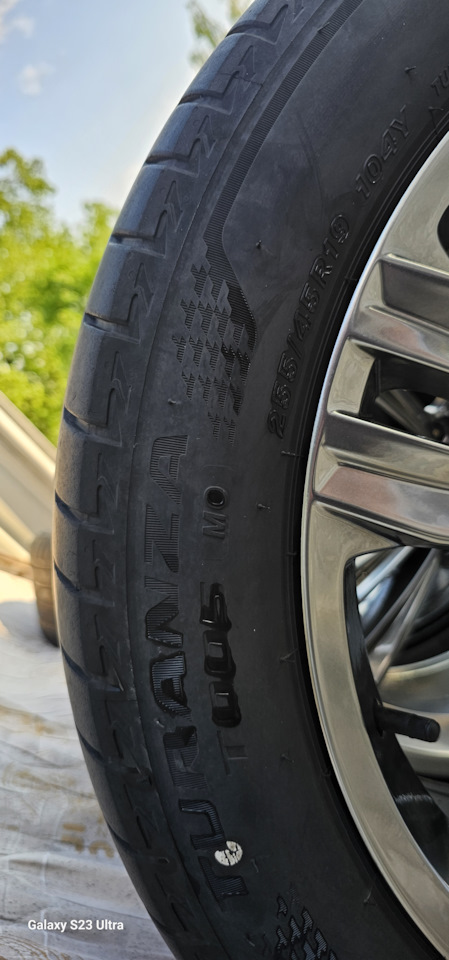 Шины летние Bridgestone 255/45 R19, литые диски 8,5Jx19 ET38 5x112 на ...