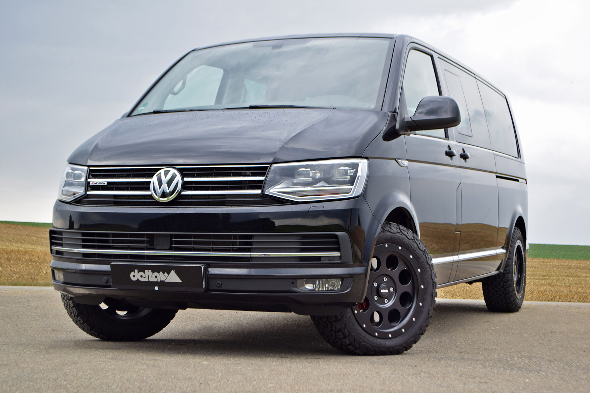 Volkswagen Multivan t6 Black