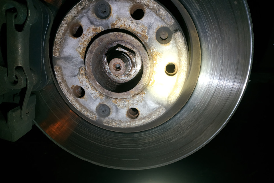 Открутилась самостопорящаяся гайка подшипника полуоси — Citroen Grand ...