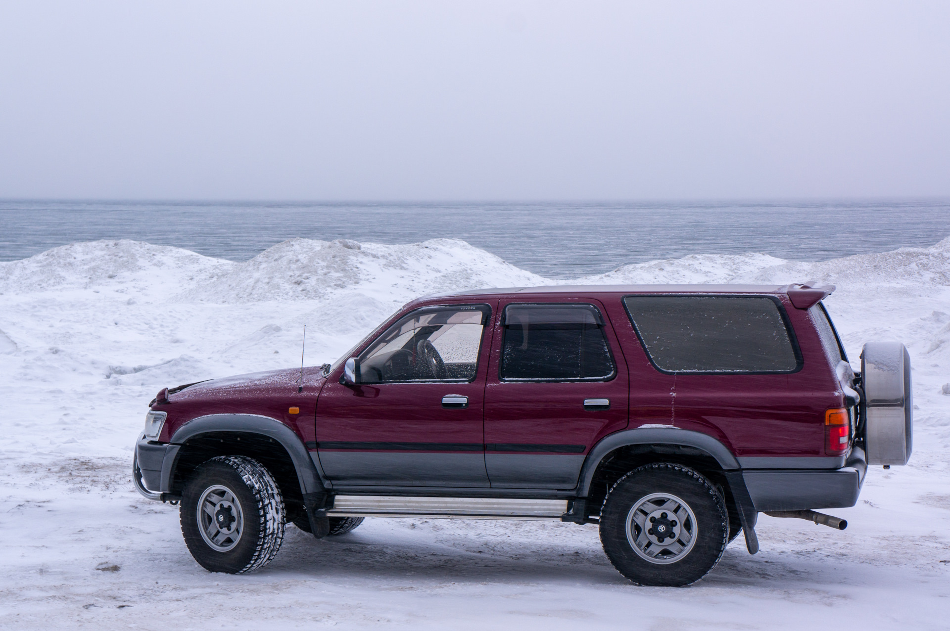 Hilux Surf 85