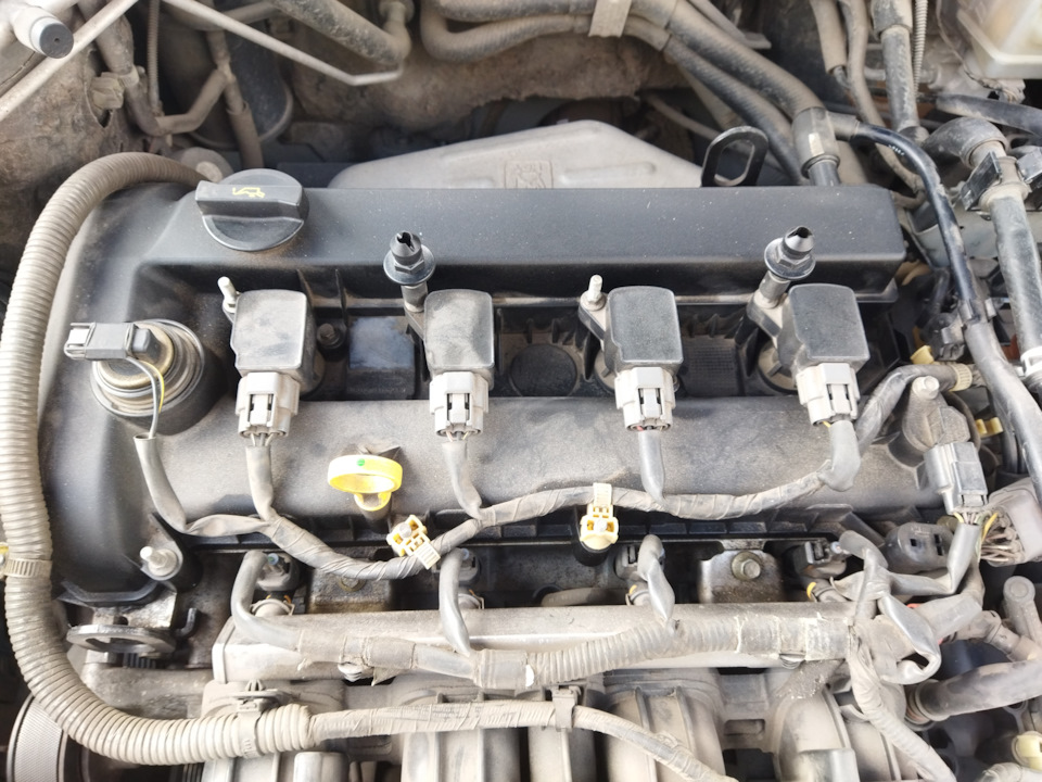 Прокладка клапанной крышки и электромагнитный клапан — Mazda 6 (2G) GH ...