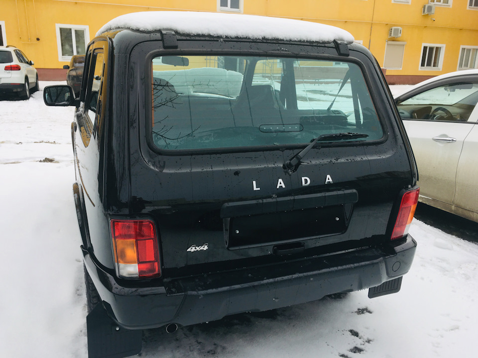 Изогнутый поводок заднего дворника — Lada 4x4 3D, 1,7 л, 2019 года ...