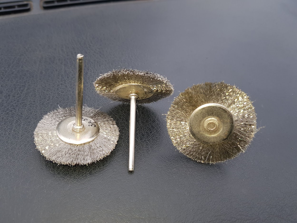 Щетки для dremel 3000. Щетки силиконовые абразивные для дремеля. Щетки для дремеля. Щетка для гравера по металлу. Щетка латунная для 3d принтера.