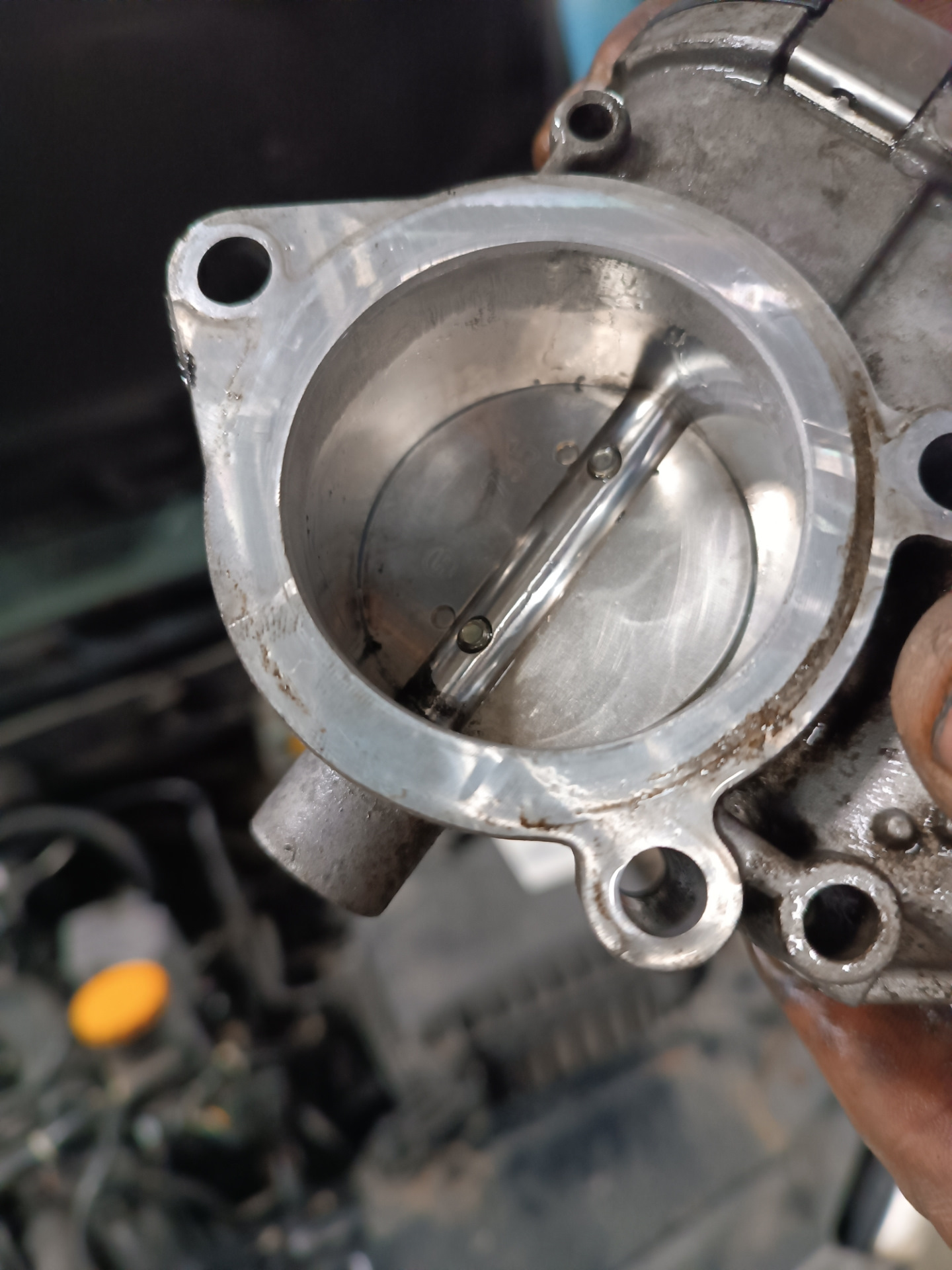 Очистка дроссельной заслонки — Lada Калина хэтчбек, 1,4 л, 2012 года ...