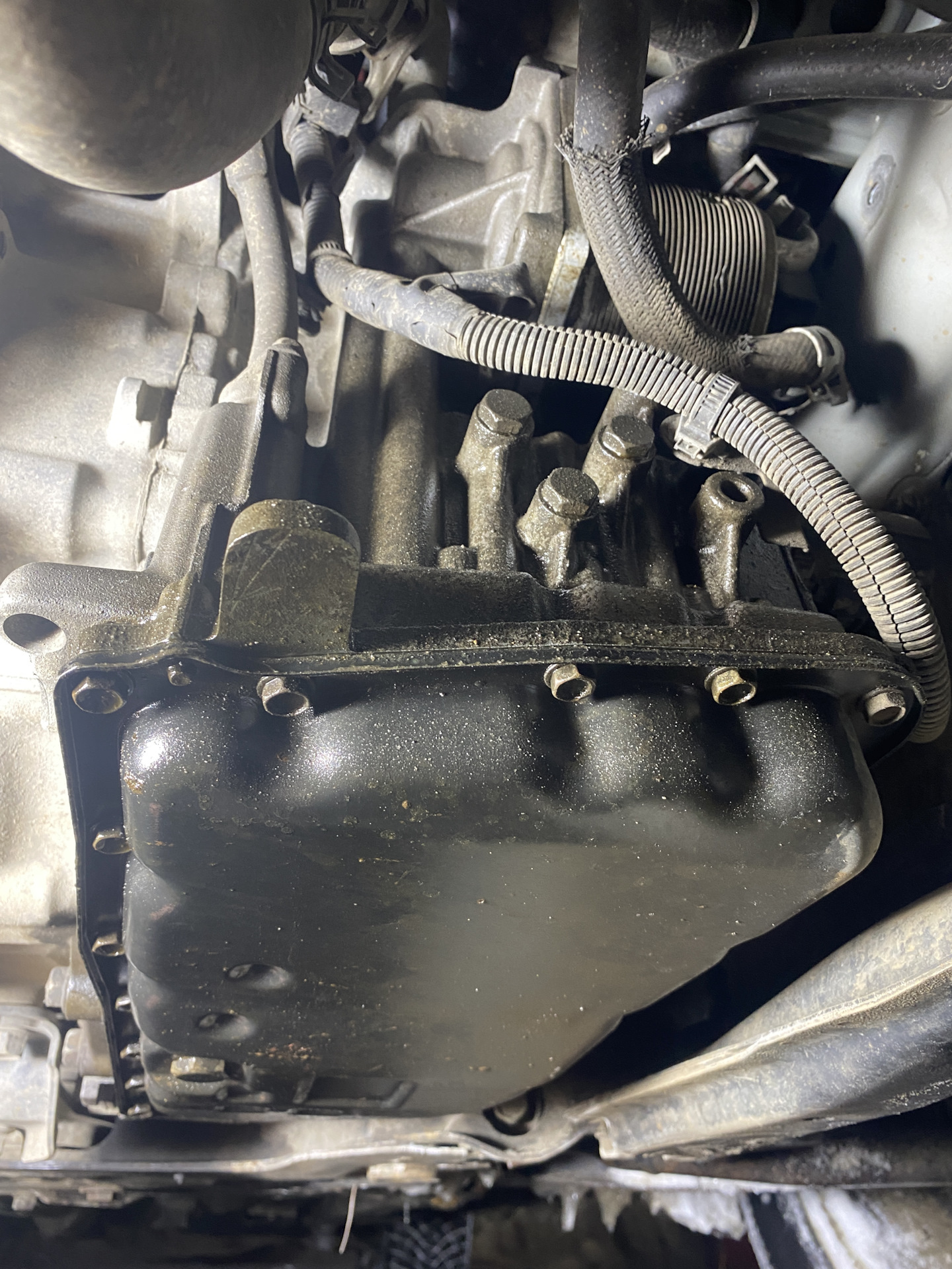 #22 Замена масла в вариаторе — Mitsubishi Outlander (3G), 2,4 л, 2012 ...