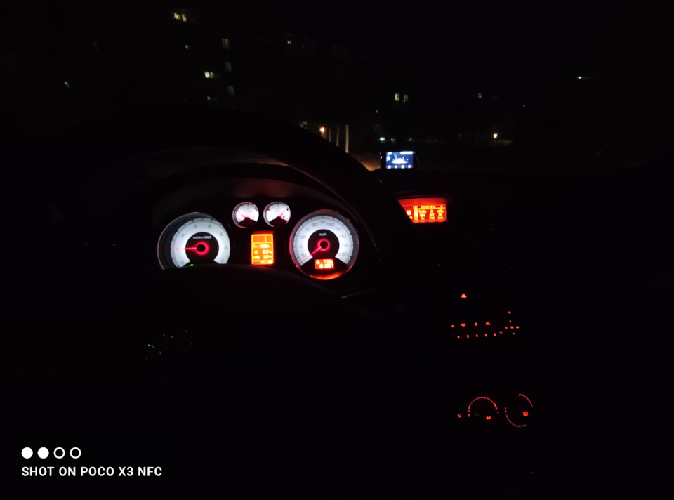 Фото в бортжурнале Peugeot 408